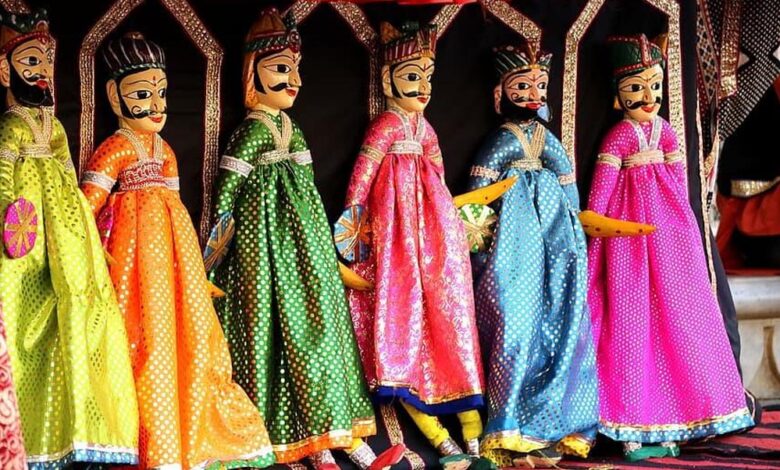 बलौदाबाजार-:-राज्योत्सव-2025-:-दूसरी-शाम-रंग-झरोखा-की-प्रस्तुति-ने-बांधा-शमा,-कठपुतली-नृत्य-ने-खूब-बटोरी-तालियां