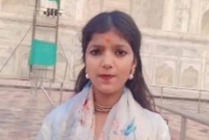 ताजमहल-में-गूंजा-‘शिव-तांडव-स्तोत्र’!-बाल-विदुषी-का-वीडियो-वायरल,-सुरक्षा-व्यवस्था-पर-उठे-सवाल