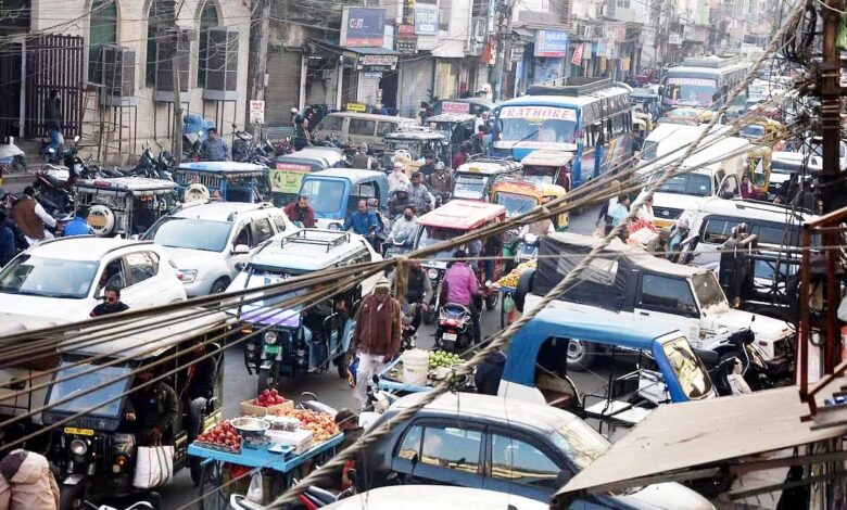 “जाम,-अव्यवस्था-और-अतिक्रमण-में-घिरा-पुराना-भोपाल-—-काली-घाट-से-मोती-मस्जिद-तक-सड़कें-बनी-परेशानी-का-सबब”