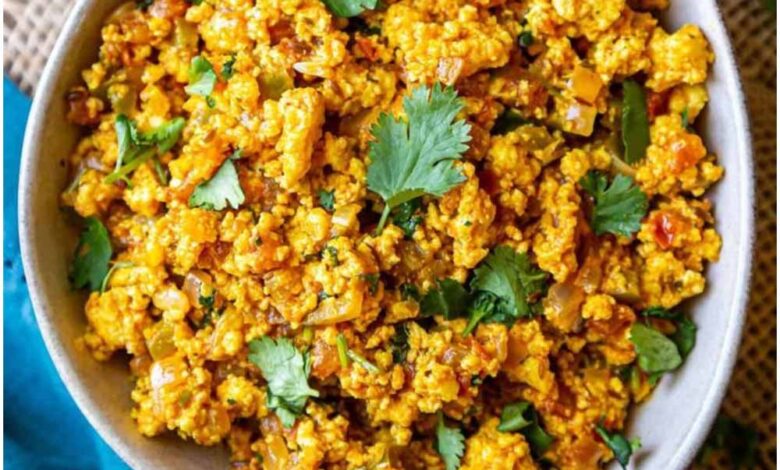 घर-पर-बनाएं-स्वादिष्ट-पनीर-भुर्जी-–-आसान-और-झटपट-रेसिपी!”