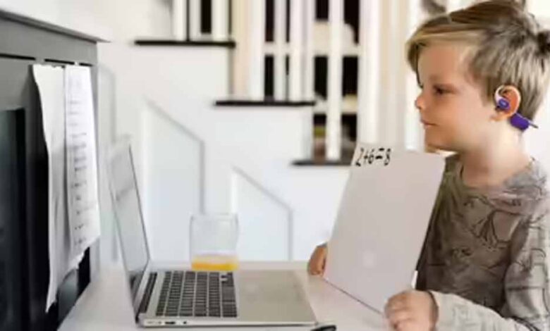 बच्‍चों-के-लिए-खास-ईयरबड्स:-इस-कंपनी-ने-पेश-किया-नया-डिवाइस,-फीचर्स-देख-रह-जाएंगे-हैरान!