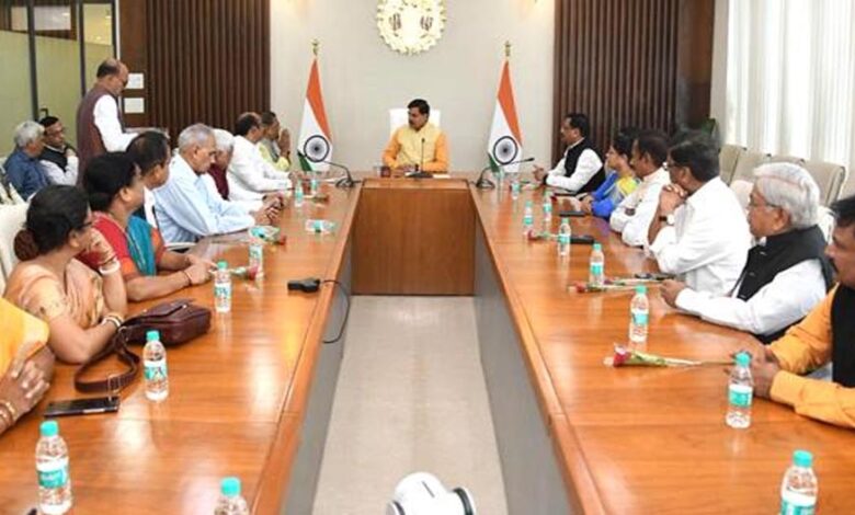 अनुसूचित-जाति-जनजाति-वर्ग-के-विकास-और-कल्याण-के-लिए-राज्य-सरकार-कर-रही-है-निरंतर-कार्य-:-मुख्यमंत्री-डॉ.-यादव