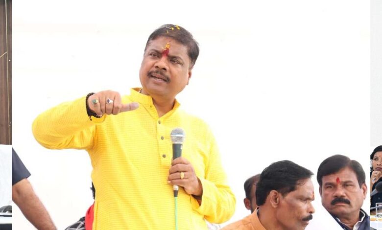 रायपुर-:-मंत्री-केदार-कश्यप-ने-बस्तर-में-रखी-11-करोड़-82-लाख-रुपए-की-विकास-परियोजनाओं-की-आधारशिला