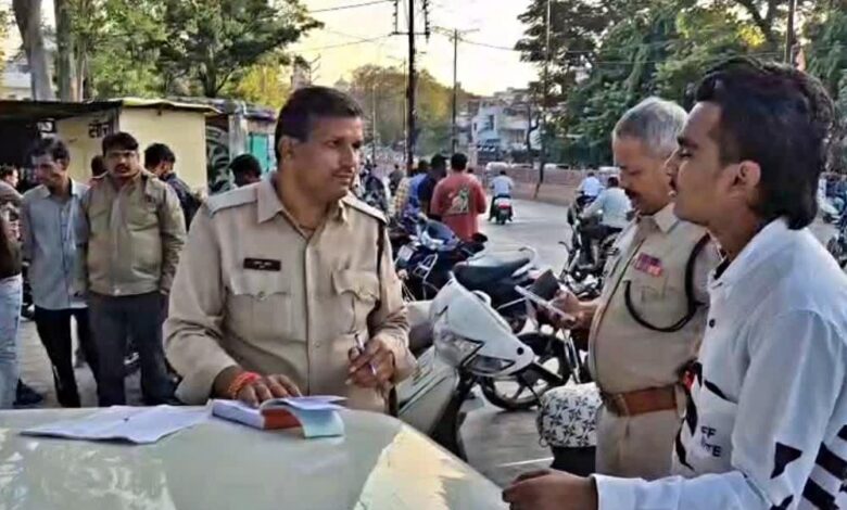 रतलाम-ट्रैफिक-पुलिस-का-नया-मॉडल:-नियम-तोड़े-पर-चालान-नहीं,-बल्कि-परीक्षा-देनी-होगी