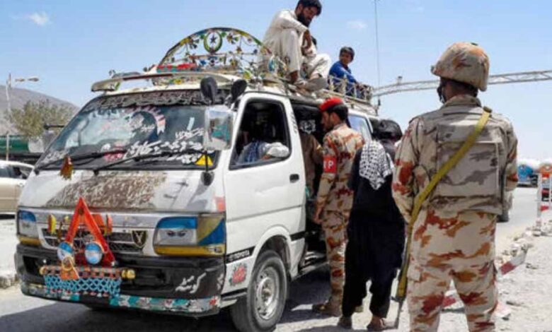 पाकिस्तान में बगावत तेज! बलूचिस्तान में इंटरनेट बंद, क्या भड़क उठेगा गृहयुद्ध?