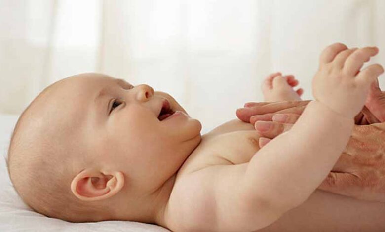 इन आसान टिप्स से बच्चे की स्किन हमेशा रहेगी सॉफ्ट और ग्लोइंग