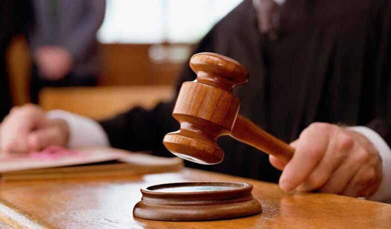 जिला-कोर्ट-में-फर्जीवाड़ा:-बिना-आदेश,-जारी-हुआ-पति-के-खिलाफ-वारंट,-पूरी-रात-पुलिस-लॉकअप-में-रखा