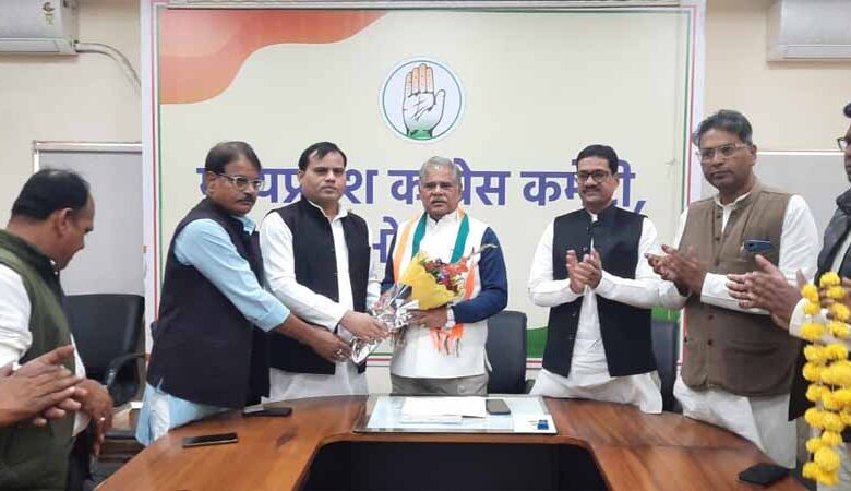 भोपाल-में-कांग्रेस-एससी-विभाग-की-अहम-बैठक-सम्पन्न,-प्रभारी-भगवती-प्रसाद-चौधरी-थे-मुख्य-अतिथि