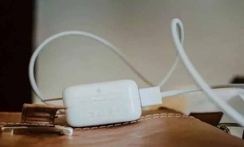 दर्दनाक-हादसा:-इंदौर-में-मोबाइल-चार्ज-करते-वक्त-करंट-लगने-से-मासूम-बच्ची-की-मौत