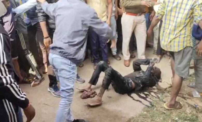 नाले-में-मिली-युवक-की-लाश:-हत्या-की-आशंका,-पुलिस-जांच-में-जुटी