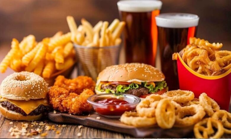 रिसर्च-का-दावा:-सिर्फ-4-दिन-जंक-फूड-खाने-से-दिमाग-पर-पड़-सकता-है-असर,-याददाश्त-हो-सकती-है-कमजोर