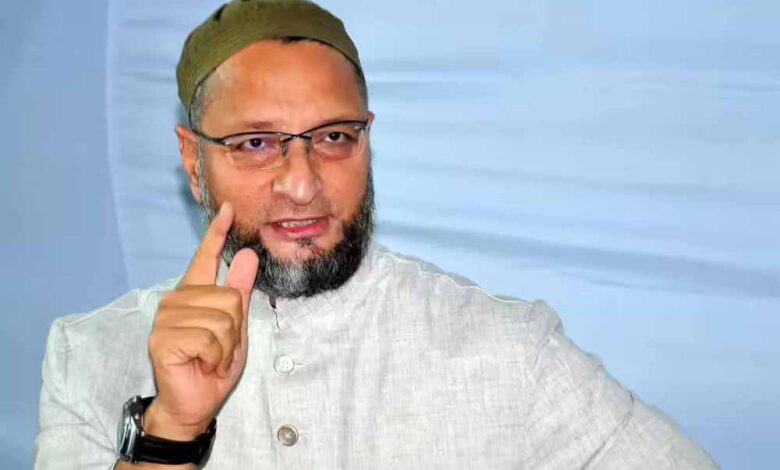 ओवैसी-का-करारा-जवाब:-फिदायीन-हमले-को-‘शहादत’-बताने-वाले-उमर-नबी-पर-निशाना