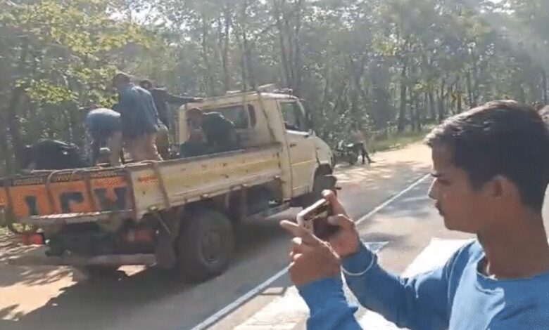 सिवनी-में-प्राचीन-मंदिर-के-शेड-को-लेकर-fir,-16-वनकर्मियों-पर-कार्रवाई—अधिकारियों-और-हिंदू-संगठन-में-बहस