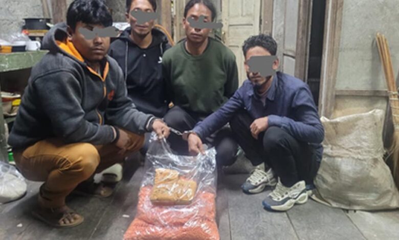 bsf-ने-4.79-करोड़-की-प्रतिबंधित-ड्रग्स-जब्त-की,-चार-तस्कर-गिरफ्तार