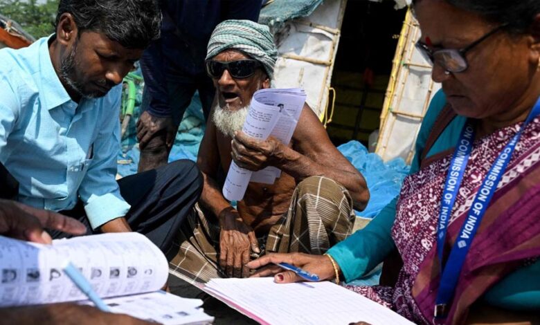 बंगाल-में-चौंकाने-वाला-खेल:-इस-जिले-में-वोटर-105%-बढ़े,-ममता-बनर्जी-क्यों-हुईं-sir-से-बेचैन?