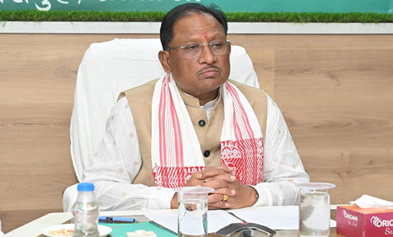 मुख्यमंत्री-साय-ने-गोंड-समाज-को-5-लाख-रुपये-दिए,-युवक-युवती-सम्मेलन-में-हुई-पुस्तकों-की-शुरुआत