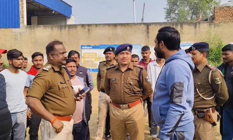 हनुमान-जी-की-मूर्ति-क्षतिग्रस्त,-बिहार-के-इस-जिले-में-माहौल-तनावपूर्ण—ग्रामीणों-का-फूटा-गुस्सा,-sp-और-dsp-मैदान-में