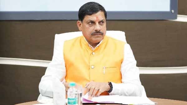 पर्यटन-को-उद्योग-का-दर्जा-देने-की-प्रक्रिया-में-लायें-तेजी-:-मुख्यमंत्री-डॉ.-यादव