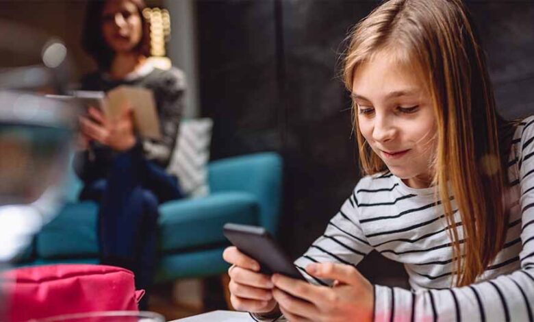 ऑनलाइन-जोखिम-बढ़े,-सरकार-सख़्त:-ये-देश-16-वर्ष-से-कम-बच्चों-के-लिए-इंटरनेट-पर-लगयाएगा-रोक