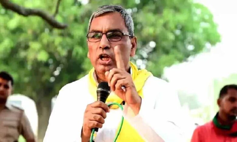 यूपी पंचायत चुनाव से पहले बड़ा झटका: ओपी राजभर के जिलाध्यक्ष बसपा में शामिल