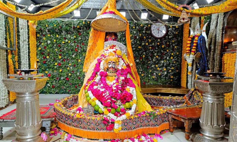 महाकाल-की-अद्भुत-शृंगार-लीला:-15-किलो-की-‘अजगर-माला’-से-हुआ-भव्य-अभिषेक