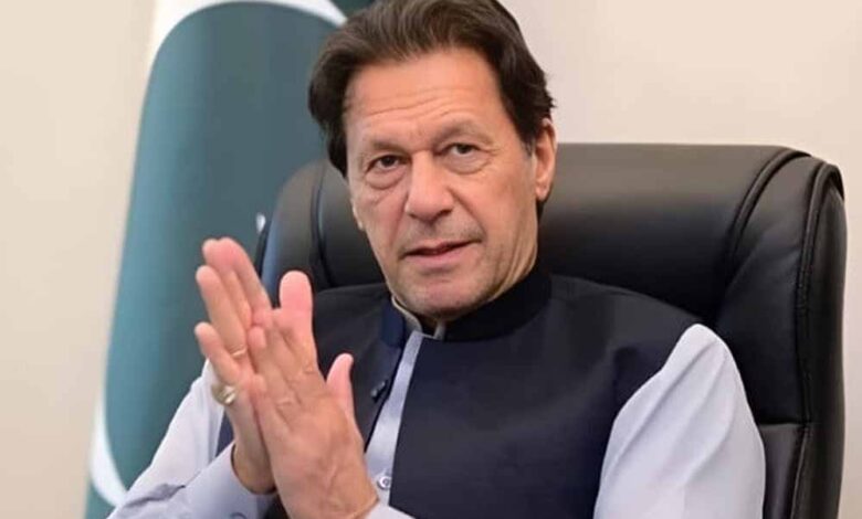 पाकिस्तान-में-इमरान-खान-की-सुरक्षा-संकट-में:-जेल-में-टॉर्चर-और-मारपीट,-परिवार-ने-हाईकोर्ट-पहुंचकर-जताई-चिंता