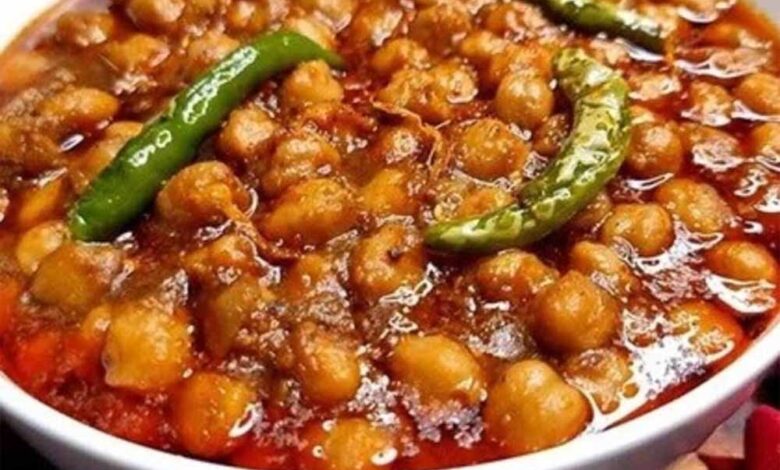 ढाबा-स्टाइल-छोले-बनाएं-घर-पर:-बेहद-आसान-रेसिपी