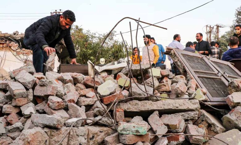 बुलडोजर-एक्शन-पर-सियासी-घमासान:-डिप्टी-cm-बोले—चुनी-हुई-सरकार-ने-नहीं-दिया-था-आदेश
