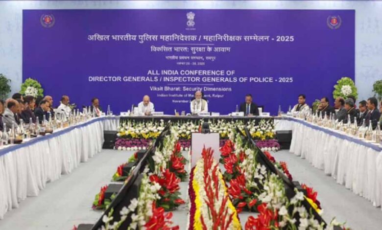 iim-रायपुर-में-dgp–ig-सम्मेलन-का-समापन,-pm-मोदी-की-उपस्थिति-में-सुरक्षा-पर-चर्चा