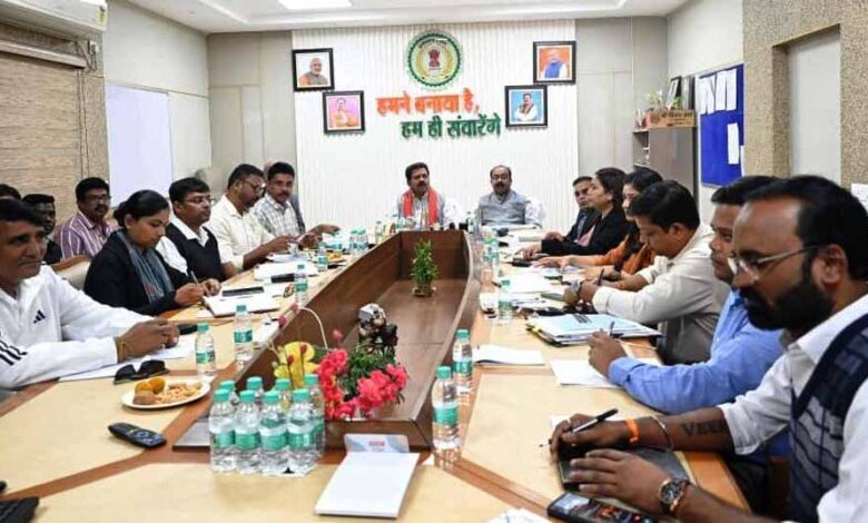 11–13-दिसंबर:-बस्तर-ओलंपिक-2025-की-संभागीय-प्रतियोगिताओं-की-तैयारी-पूरी,-डिप्टी-cms-ने-की-समीक्षा