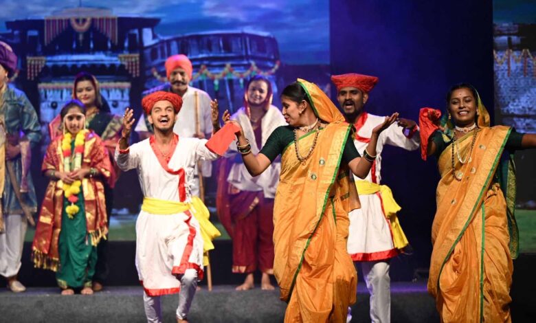 विश्वरंग-में-उत्तर-रंग-का-भव्य-आयोजन:-लोकमाता-अहिल्या-से-सतवाणी-सुरो-तक-–-उत्तर-रंग-में-सजी-संस्कृति-की-संथ्या