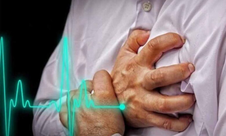 सर्दियों-में-हार्ट-अटैक-का-खतरा-दोगुना!-कार्डियोलॉजिस्ट-ने-बताई-40-पैसे-की-‘लाइफ-सेवर’-गोली
