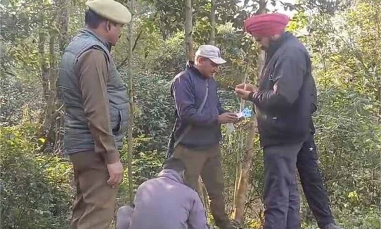 रहस्यमयी-उपकरण-से-फैली-सनसनी,-बम-डिफ्यूज़ल-स्क्वॉड-और-पुलिस-ने-संभाला-मोर्चा