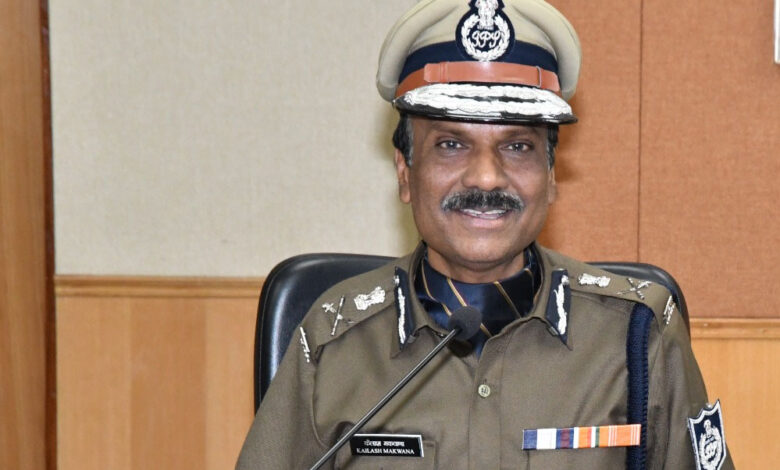 डीजी/आईजी-कॉन्‍फ्रेंस–2025-में-dgp-मकवाणाके-द्वारा-प्रस्‍तुत-मध्यप्रदेश-पुलिस-के-नवाचारों-में-नशे-से-दूरी-है-जरूरी-को-मिली-राष्‍ट्रीय-स्‍तर-पर-सराहना