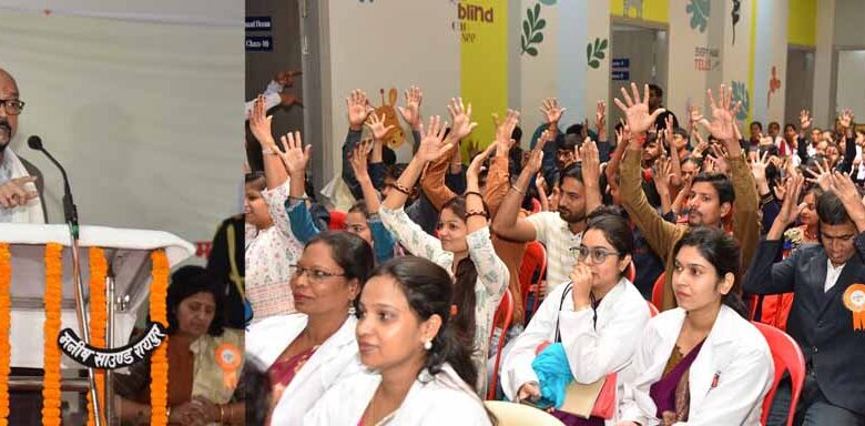 दिव्यांगजनों-के-लिए-संवेदनशील-बने-समाज:-राज्यपाल-डेका