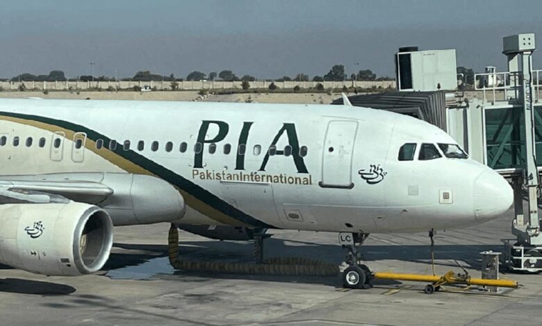 कर्ज-में-डूबा-पाकिस्तान:-इंटरनेशनल-एयरलाइंस-बेचने-पर-मजबूर,-मुनीर-के-‘फौजी’-भी-खरीदारी-में-शामिल