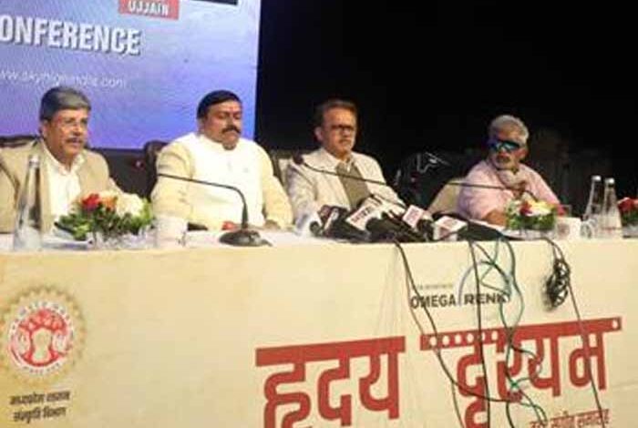 उज्जैन-में-स्काई-डाइविंग-का-पांचवा-संस्करण-12-दिसंबर-से-:-राज्य-मंत्री-लोधी