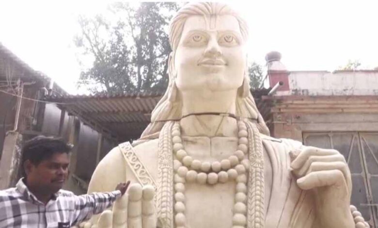 कौशल्या-माता-मंदिर-में-अटकी-51-फीट-राम-प्रतिमा:-भुगतान-न-होने-से-5-महीने-से-स्थापना-रुकी