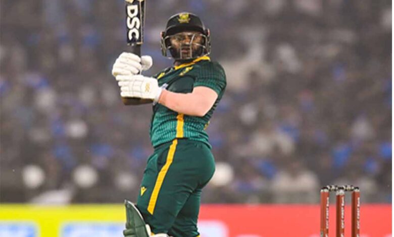 दक्षिण-अफ्रीका-के-कप्तान-टेंबा-बावुमा-ने-भारत-के-खिलाफ-वनडे-क्रिकेट-में-2,000-रन-पूरे-किए