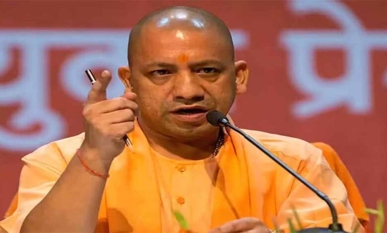 बुलडोजर पर सीएम योगी का बड़ा बयान: यूपी में माफिया के खिलाफ ऐक्शन रहेगा जारी या लगेगा ब्रेक?