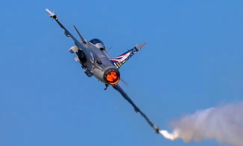 ट्रंप-के-प्रयासों-के-बावजूद-सीजफायर-विफल,-थाईलैंड-ने-कंबोडिया-में-एयर-स्ट्राइक-की