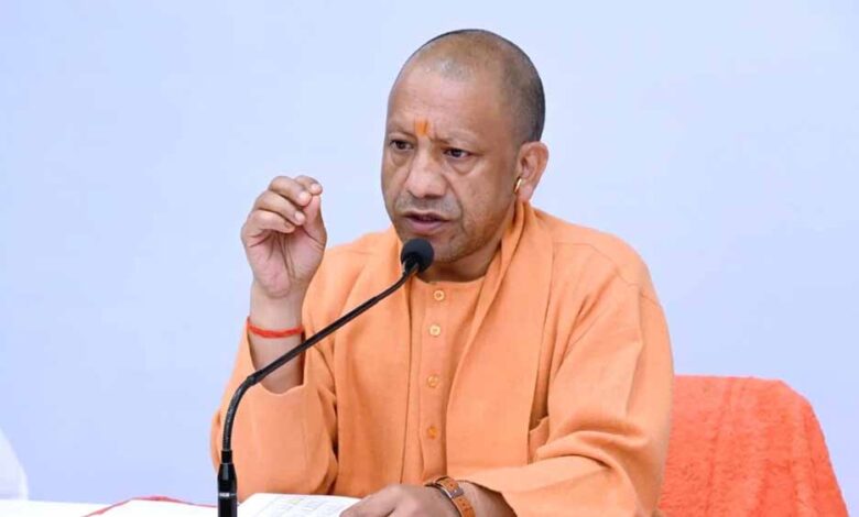 महाकुंभ-2025-की-तरह-माघ-मेला-2026-को-दिव्य-भव्य-और-नव्य-स्वरूप-प्रदान-कर-रही-है-योगी-सरकार