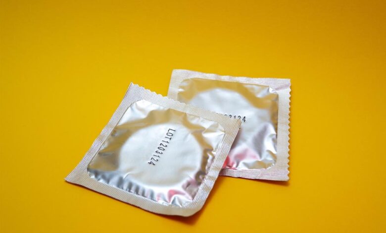 जन्म-दर-बढ़ाने-की-नीति-के-तहत-चीन-में-32-साल-बाद-कंडोम-पर-13%-टैक्स-लागू
