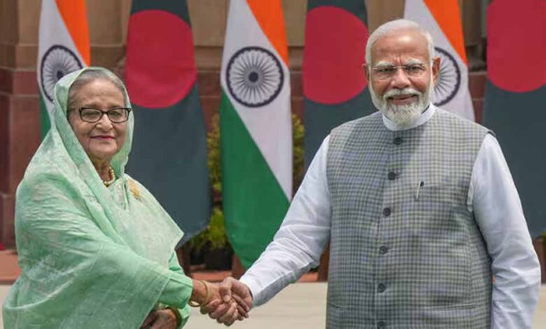 संकट-की-घड़ी-में-पीएम-मोदी-की-मदद:-शेख-हसीना-ने-बताई-पूरी-कहानी,-दिया-खास-जवाब