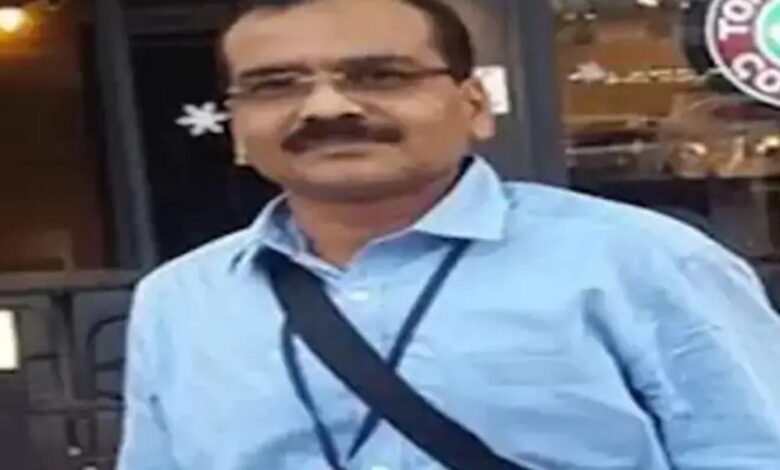 ias-संतोष-वर्मा-की-नौकरी-पर-संकट,-‘ब्राह्मण-बहू-चाहिए’-मामला-दिल्ली-तक-पहुंचा,-प्रमोशन-पर-उठे-सवाल