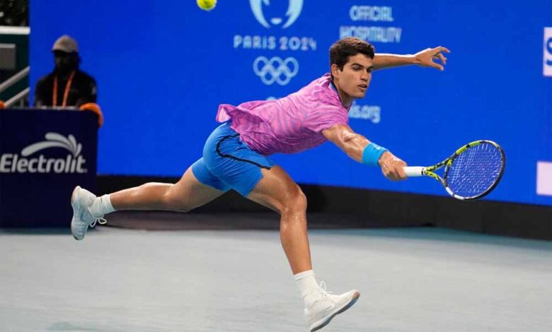 कार्लोस-अल्काराज-ने-मियामी-में-प्रदर्शनी-मैच-में-बिखेरा-जलवा