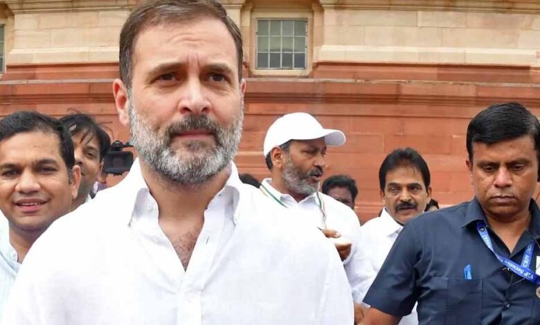 संसद-सत्र-के-बीच-राहुल-गांधी-का-जर्मनी-दौरा:-भाजपा-के-तंज-और-कंगना-का-तीखा-वार