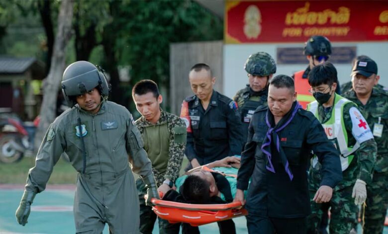 थाईलैंड और कंबोडिया के बीच भीषण संघर्ष, 6 लाख लोग पनाह की तलाश में, ड्रोन, रॉकेट और टैंक का इस्तेमाल