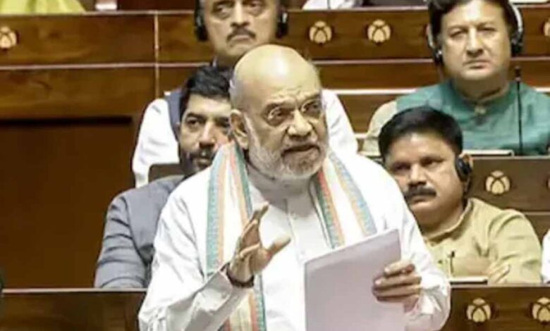 लोकसभा-में-गरजे-अमित-शाह:-बोले—-sir-पर-विपक्ष-फैला-रहा-झूठ,-देश-को-गुमराह-न-करें