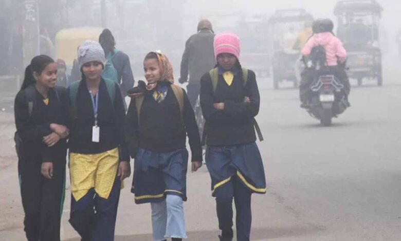 बढ़ती-ठंड-का-असर:-सरकार-ने-19-दिसंबर-तक-सभी-स्कूल-किए-बंद
